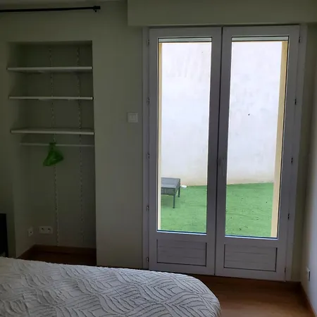 Maison 6 Voyageurs Proche De L'aeroport بيت للعطل *