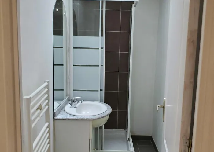 Casa de Férias Maison 6 Voyageurs Proche De L'aeroport *